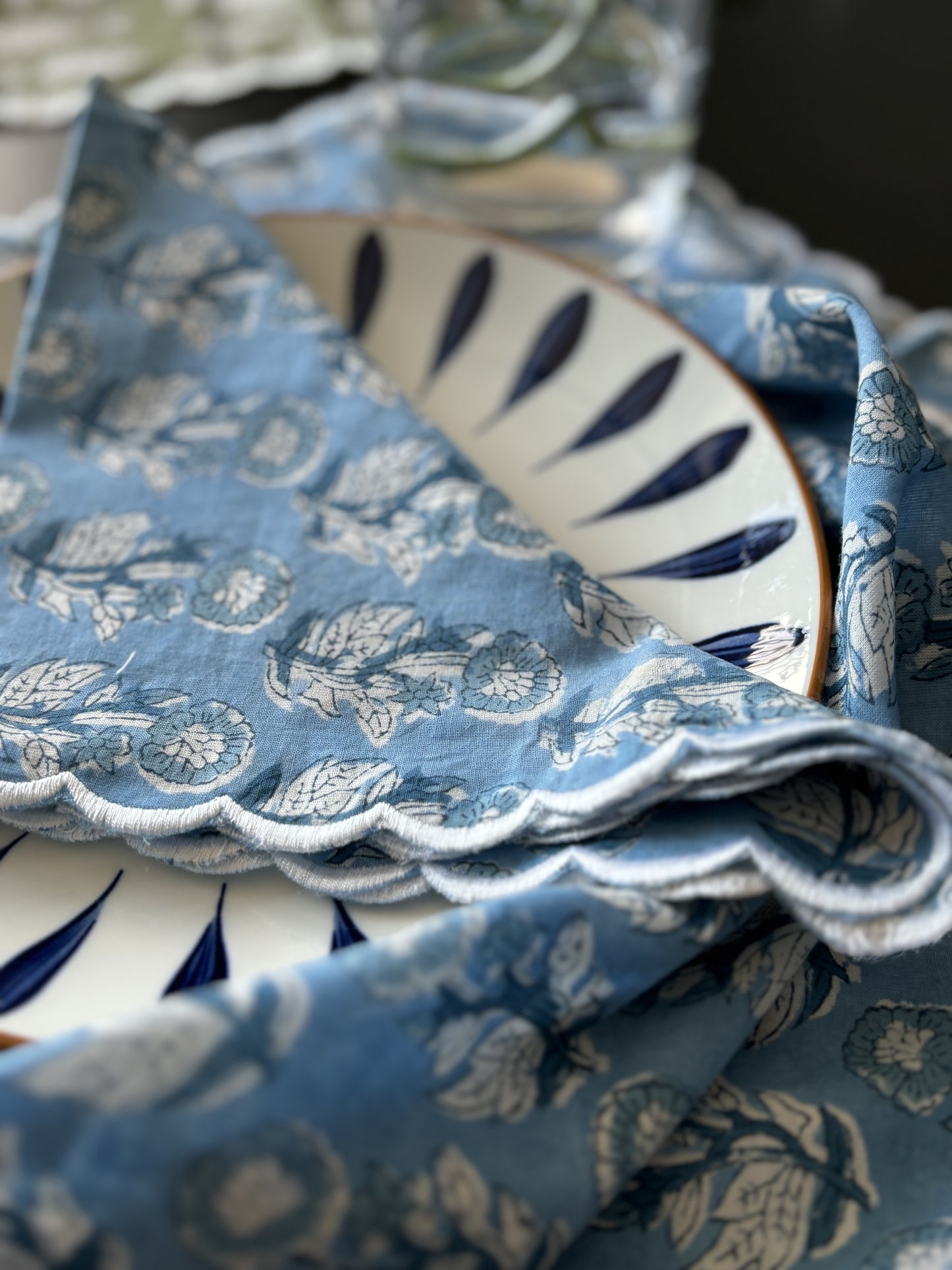 Light Blue Scalloped Edge Table Napkin