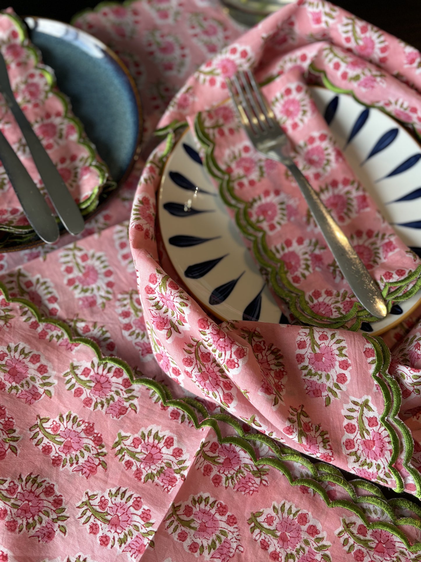 Pink and Green Scalloped Edge Table Napkin