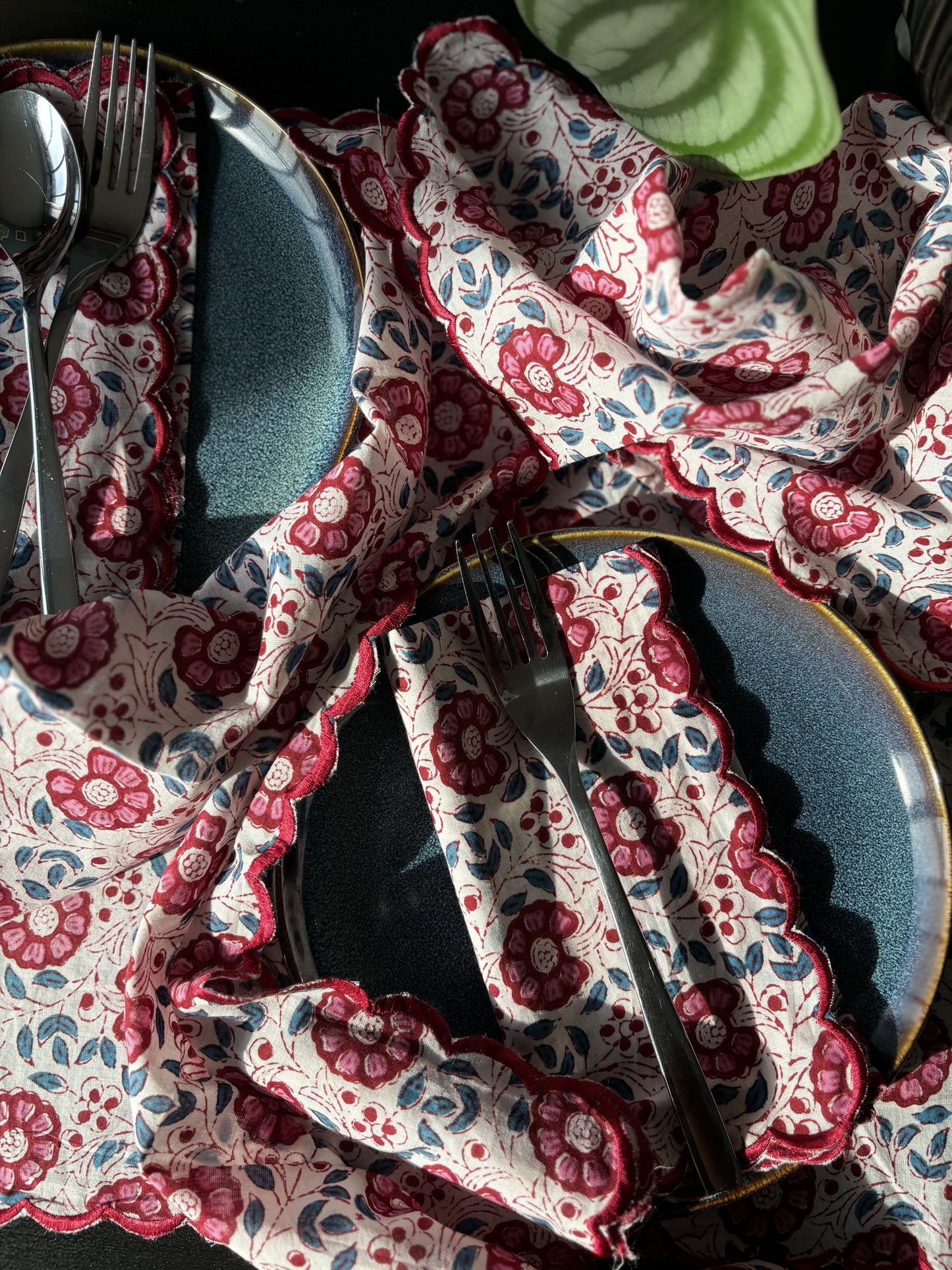 Pink and Red Scalloped Edge Table Napkin