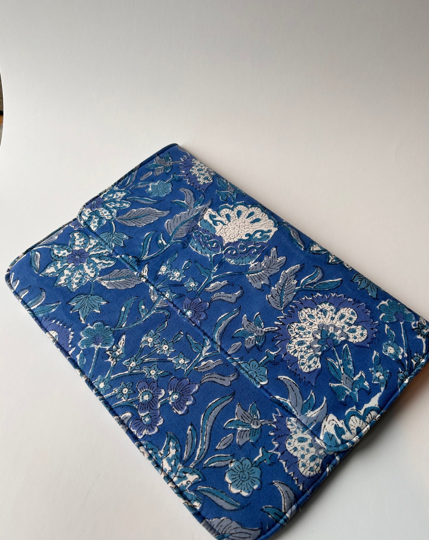 Printed MacBook sleeve/ cover