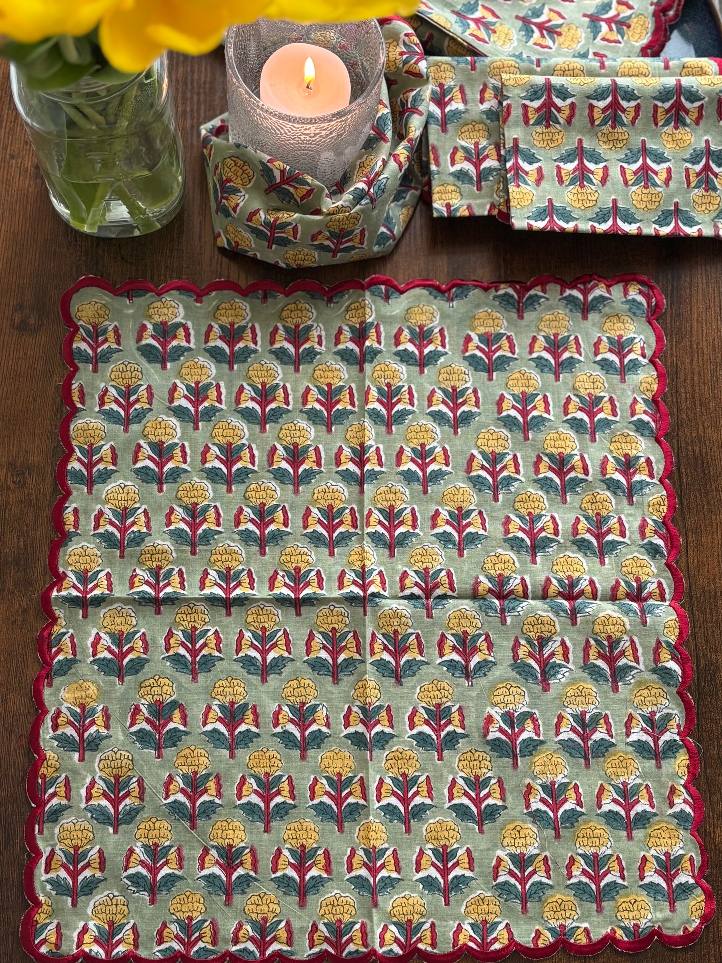 Scalloped-edged Napkins