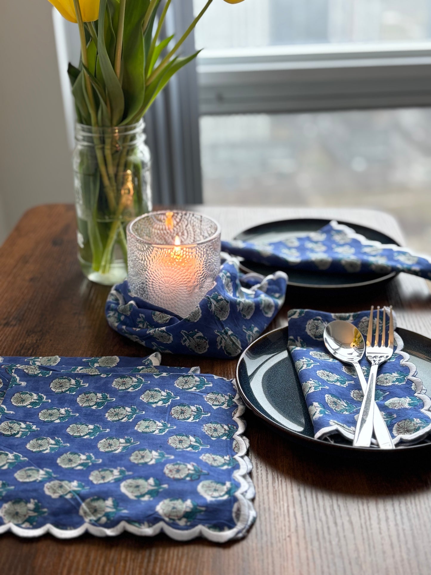 Scalloped-edged Napkins (Indigo)