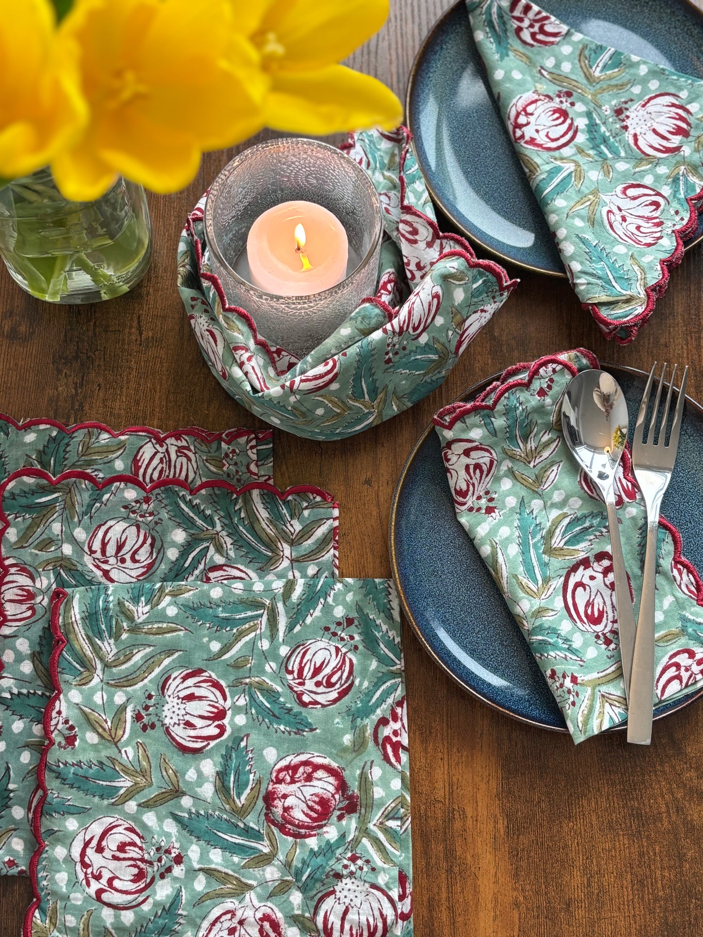 Scalloped-edged Napkins (Teal & Pink)