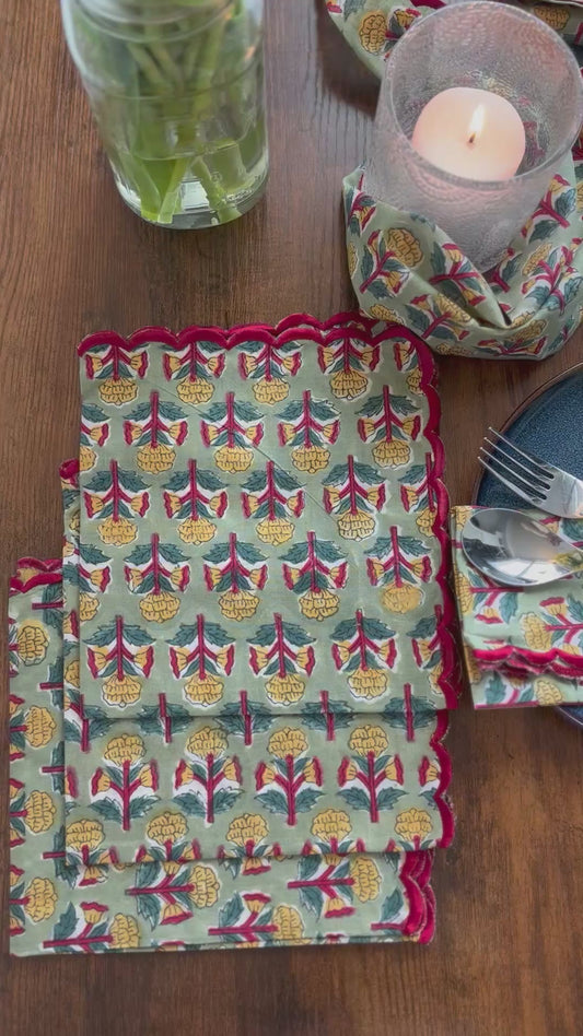 Scalloped-edged Napkins